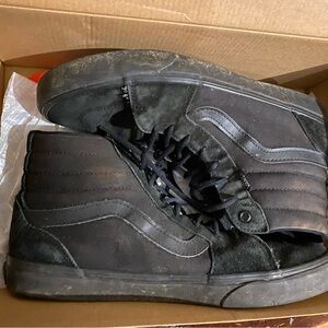 Vans Men's Black Suede High-Top Sneakers